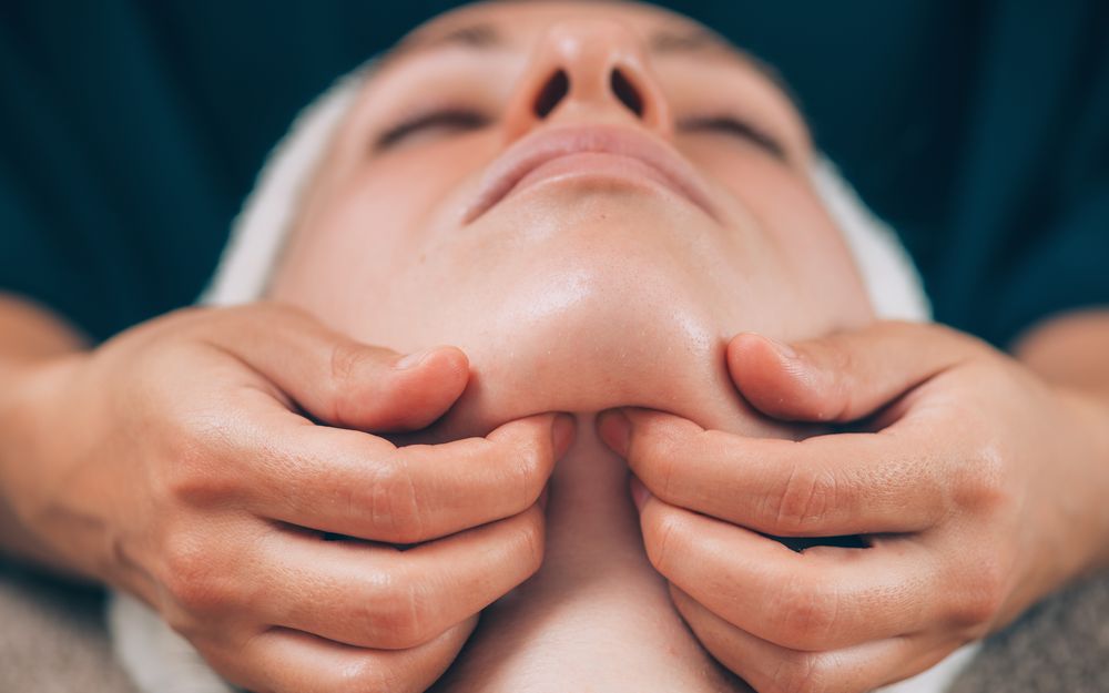 Sanfte und wirksame Massage-Technik: Die „Lymphdrainage“