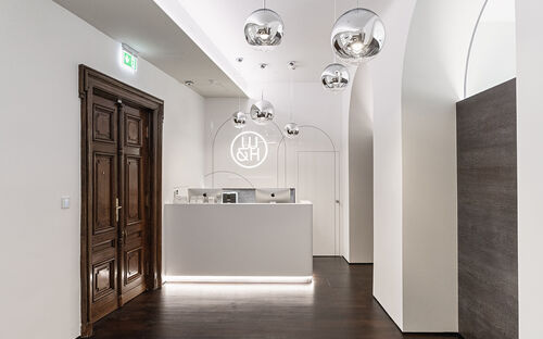 Über Woman & Health: Die Frau im Zentrum