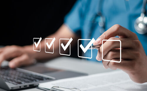 Operationsfreigabe: Risikoabschätzung und Planung von OPs